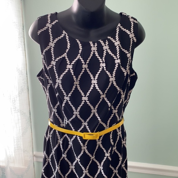 Connected Apparel sleeveless dress Size 12 - Picture 2 of 10
